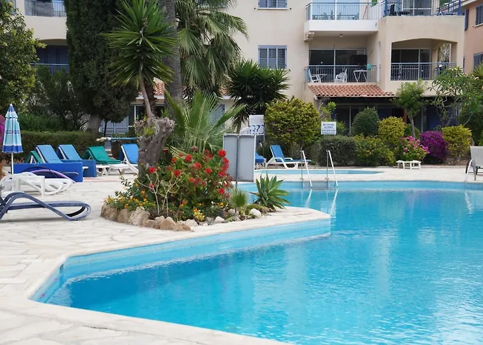 Rachel Suite By The Pool Paphos